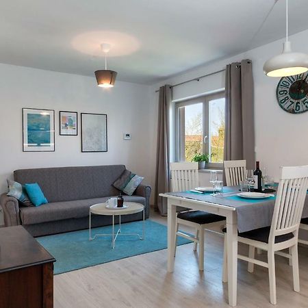 Sunsplash Apartments Пула Экстерьер фото